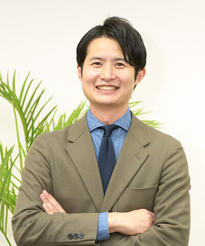 室長 	斉藤 恵介